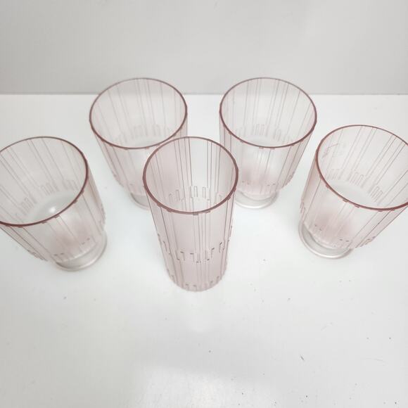 Hearth & Hand with Magnolia Set of 4 Plastic Pink Wine Goblets & 1 Tumbler NWT - Picture 2 of 11